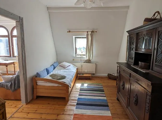Apartment-Mansardwohnung